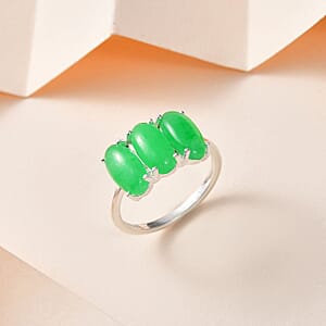 Green Jade (D) 3 Stone Ring in Sterling Silver (Size 8.0) 4.35 ctw
