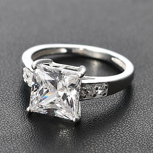 Simulated Diamond / 11 - Product card gallery slide 2 (9431833411839)