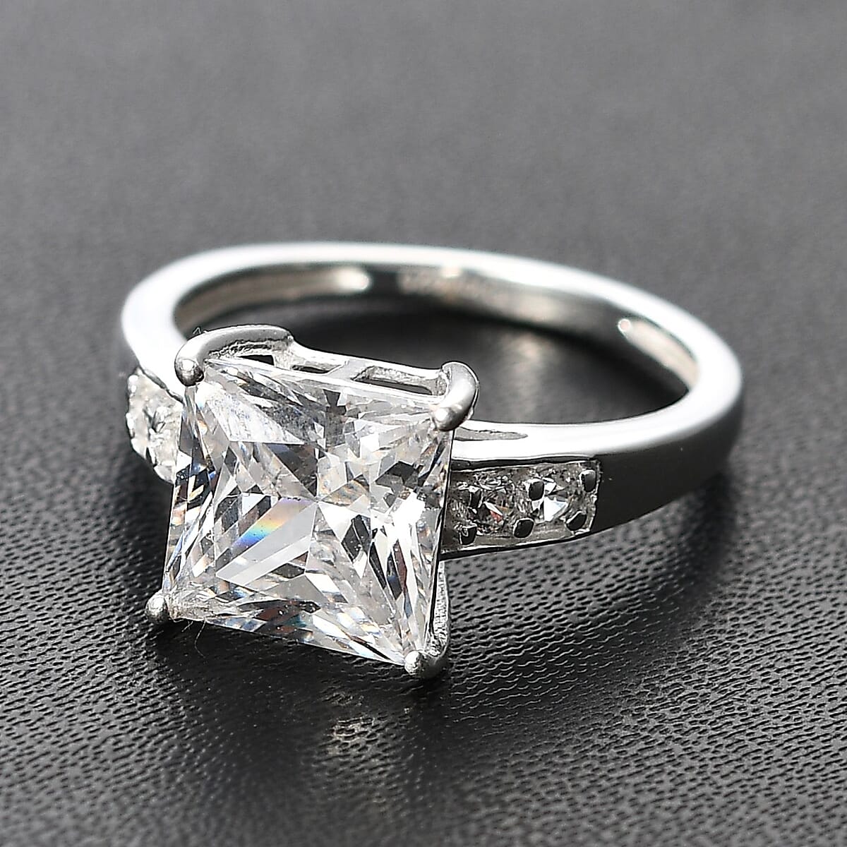 D'Joy Simulated White Diamond 4.15 ctw Ring in Sterling Silver (Size 7.0) image number 1