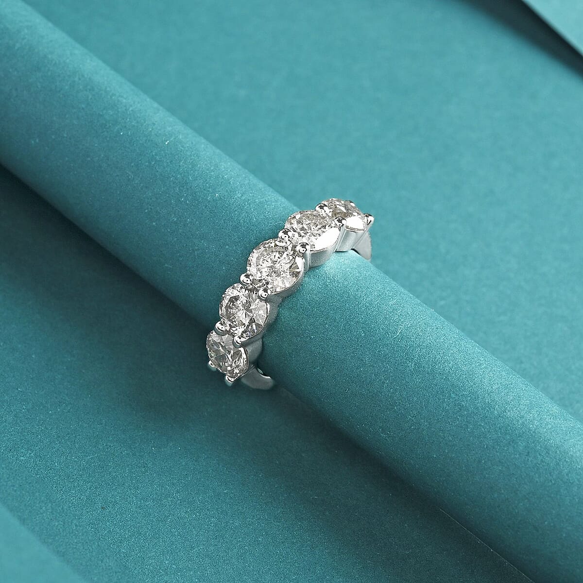 Modani Diamond G-H I2-I3 2.50 ctw Ring in 14K White Gold (Size 9.0) 4.75 Grams image number 1