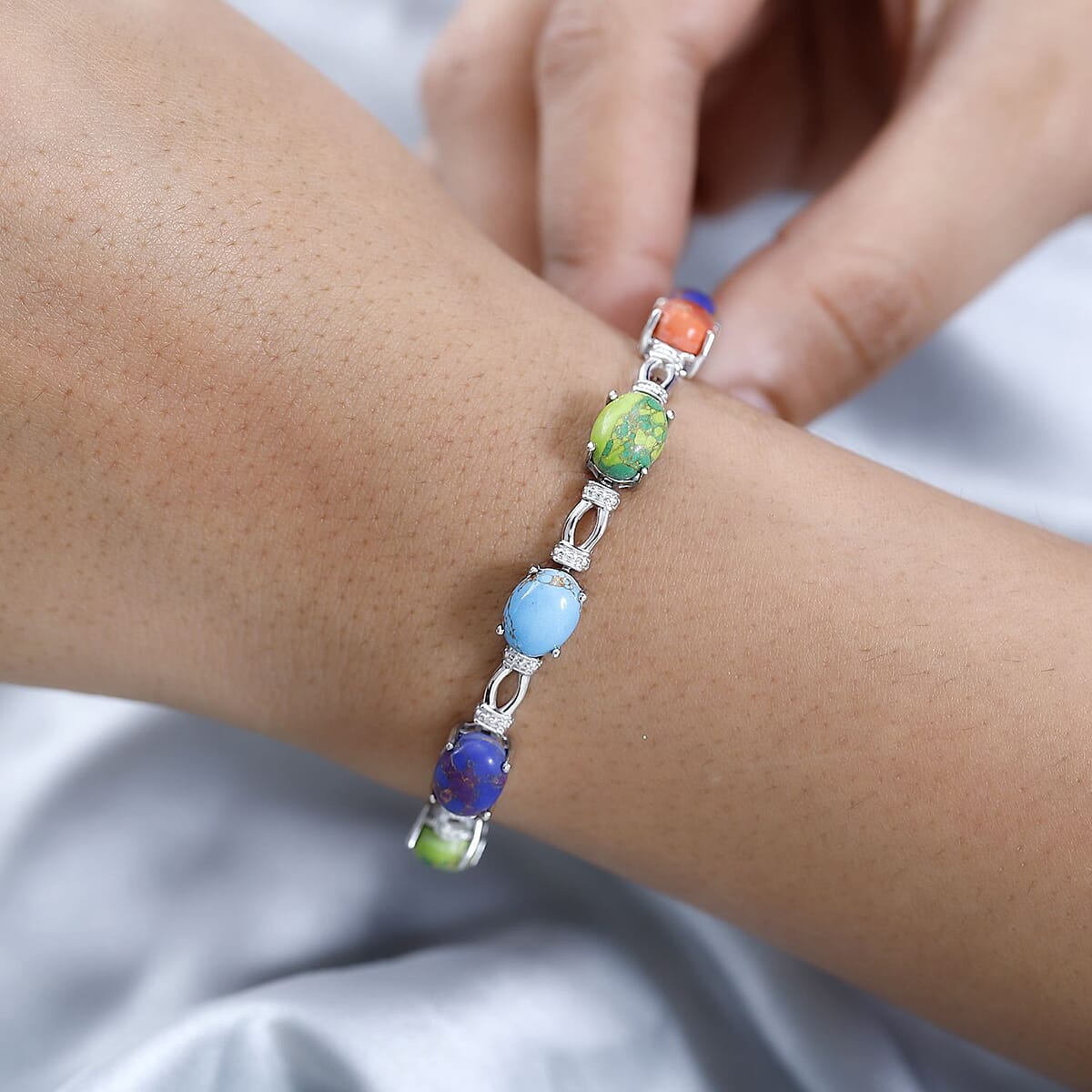 Karis Mojave Multi Turquoise Bracelet in Platinum Bond (6.50-8.0In) 16.50 ctw image number 2