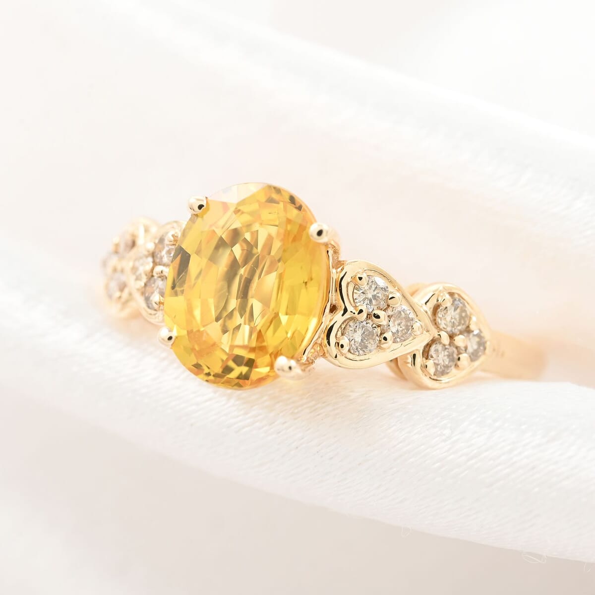 Certified & Appraised Luxoro 14K Yellow Gold AAA Yellow Sapphire and I2 Diamond Ring (Size 8.0) 1.85 ctw image number 1