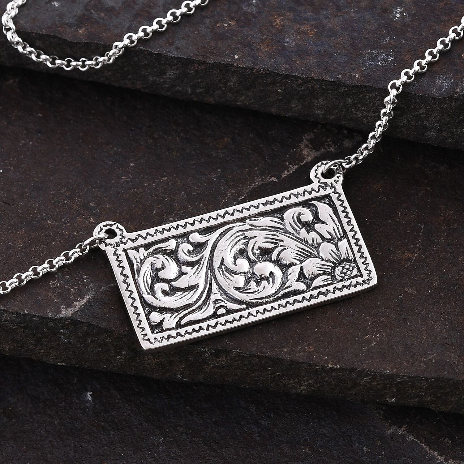 Bali Legacy Sterling Silver Floral Dogtag Necklace 20 Inches 8.85 Grams