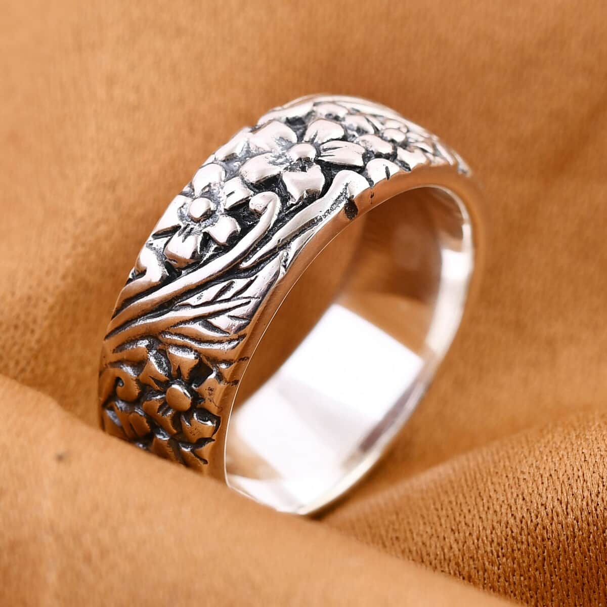 Bali Legacy Sterling Silver Frangipani Flower Ring (Size 10.0) (8.75 g) image number 1