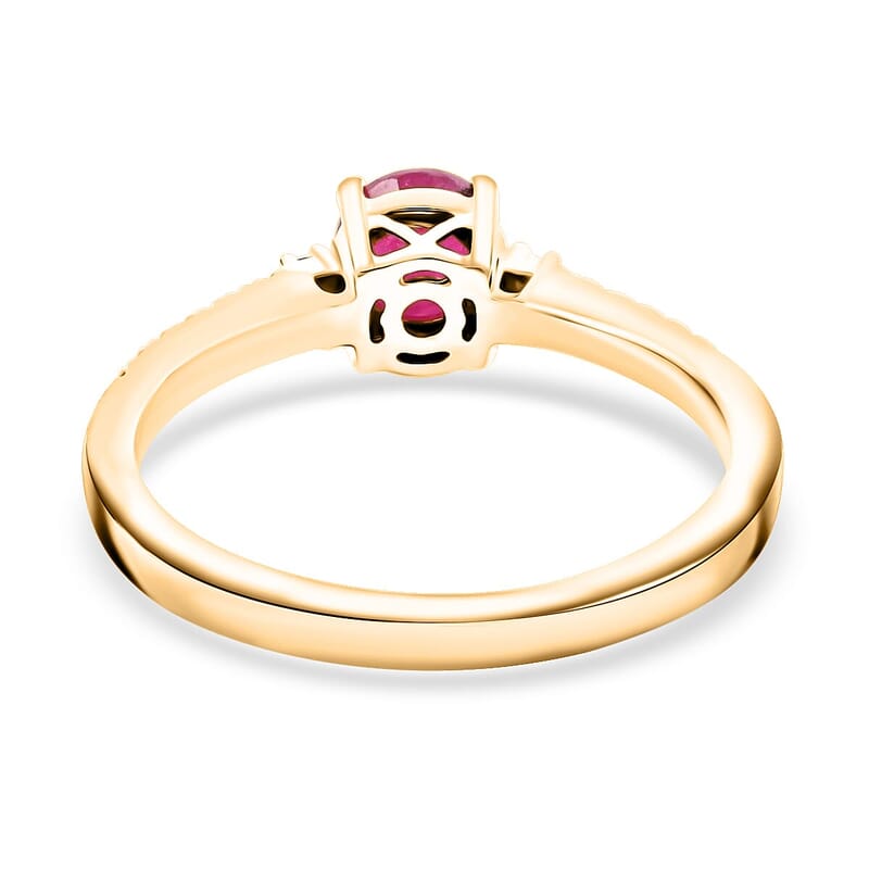 Certified & Appraised Luxoro AAA Montepuez Ruby and I2 Diamond 1.20 ctw Ring  in 14K Yellow Gold (Size 10.0)