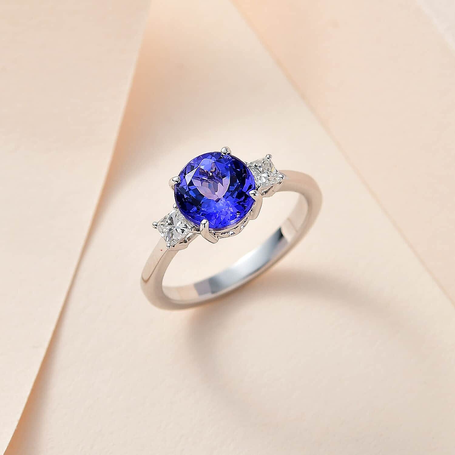 Luxoro 14K White Gold Premium Tanzanite and G-H I3 Diamond Ring (Size 7.0) 2.50 ctw
