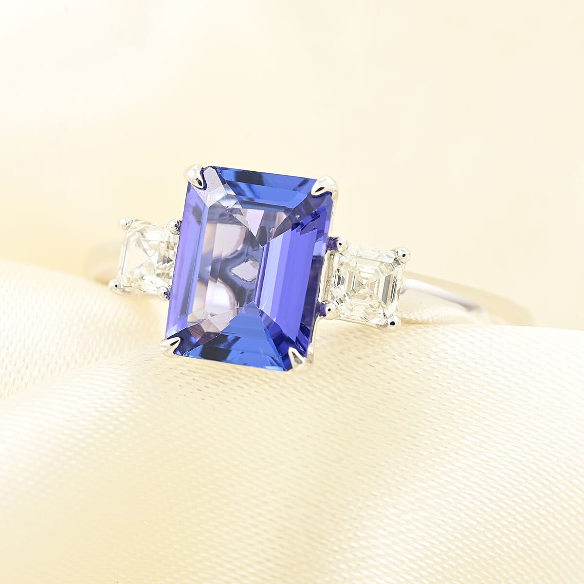 Modani AAAA Tanzanite and G-VS Diamond 2.80 ctw Ring in 950 Platinum (Size 11.0) 4.70 Grams image number 1