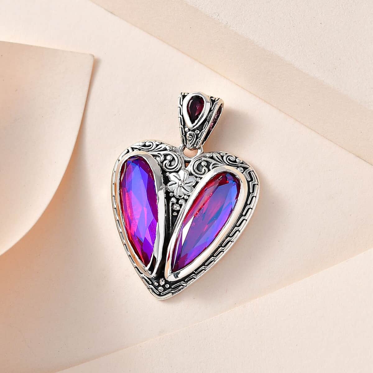 Volcanic Quartz (Triplet) and Orissa Rhodolite Garnet Heart Pendant in Sterling Silver 9.00 ctw image number 1