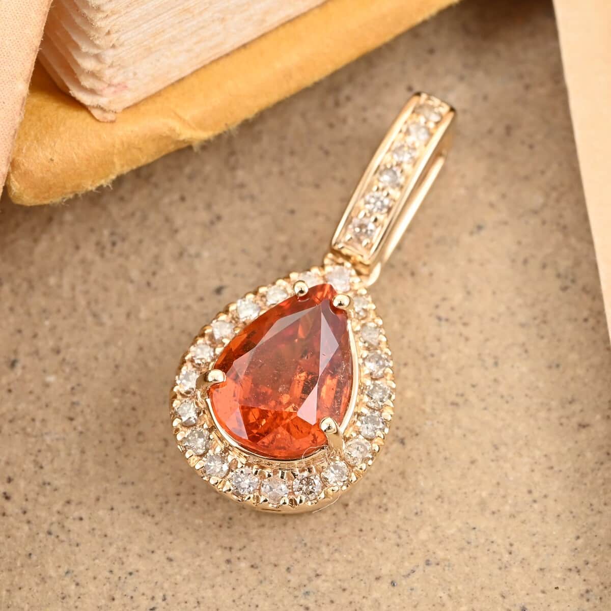 Certified and Appraised Luxoro 14K Yellow Gold AAA Nigerian Spessartite Garnet and G-H I2 Diamond Pendant 1.75 ctw image number 1