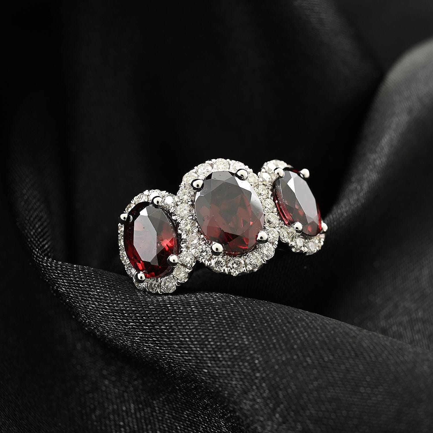 14K White Gold Red Zircon and Diamond Trilogy Halo Ring (Size 10.0) 4.30 Grams 4.85 ctw