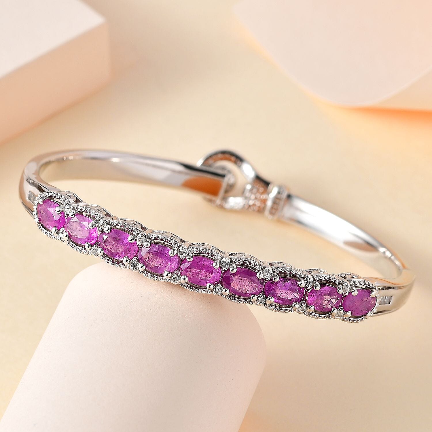 Ilakaka Pink Sapphire / 6.5 Inches - Product card gallery slide 2 (10145031913755)