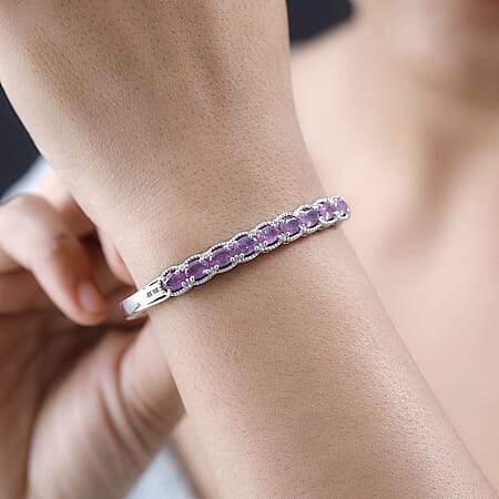 Ilakaka Pink Sapphire / 6.5 Inches - Product card gallery slide 3 (10177213530425)