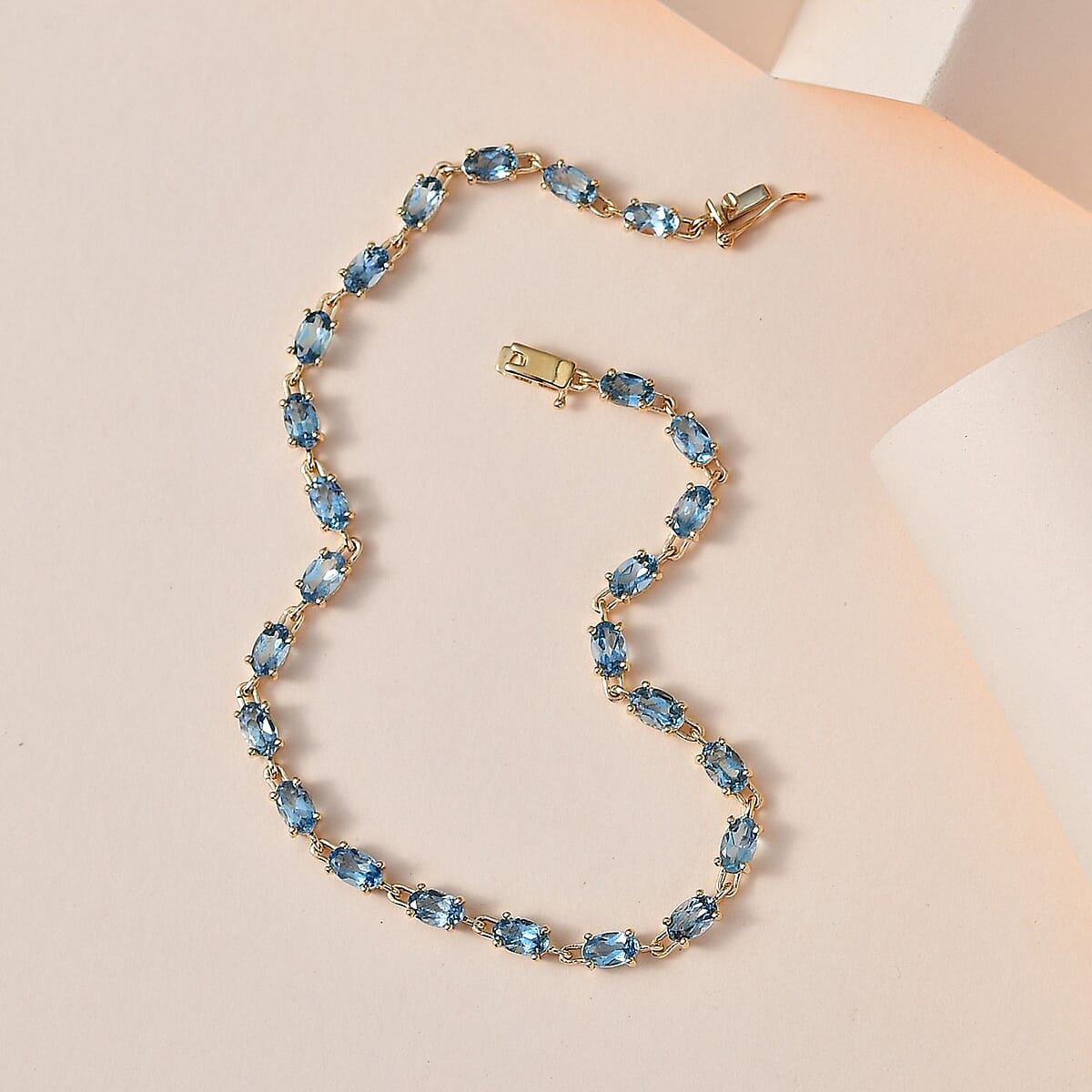 Luxoro 14K Yellow Gold AAA Santa Maria Aquamarine Link Bracelet (8.00 In) 4.80 ctw image number 1