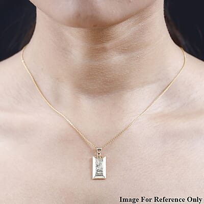 Luxoro 10K Yellow Gold Lady Fortune Pendant 1.65 Grams