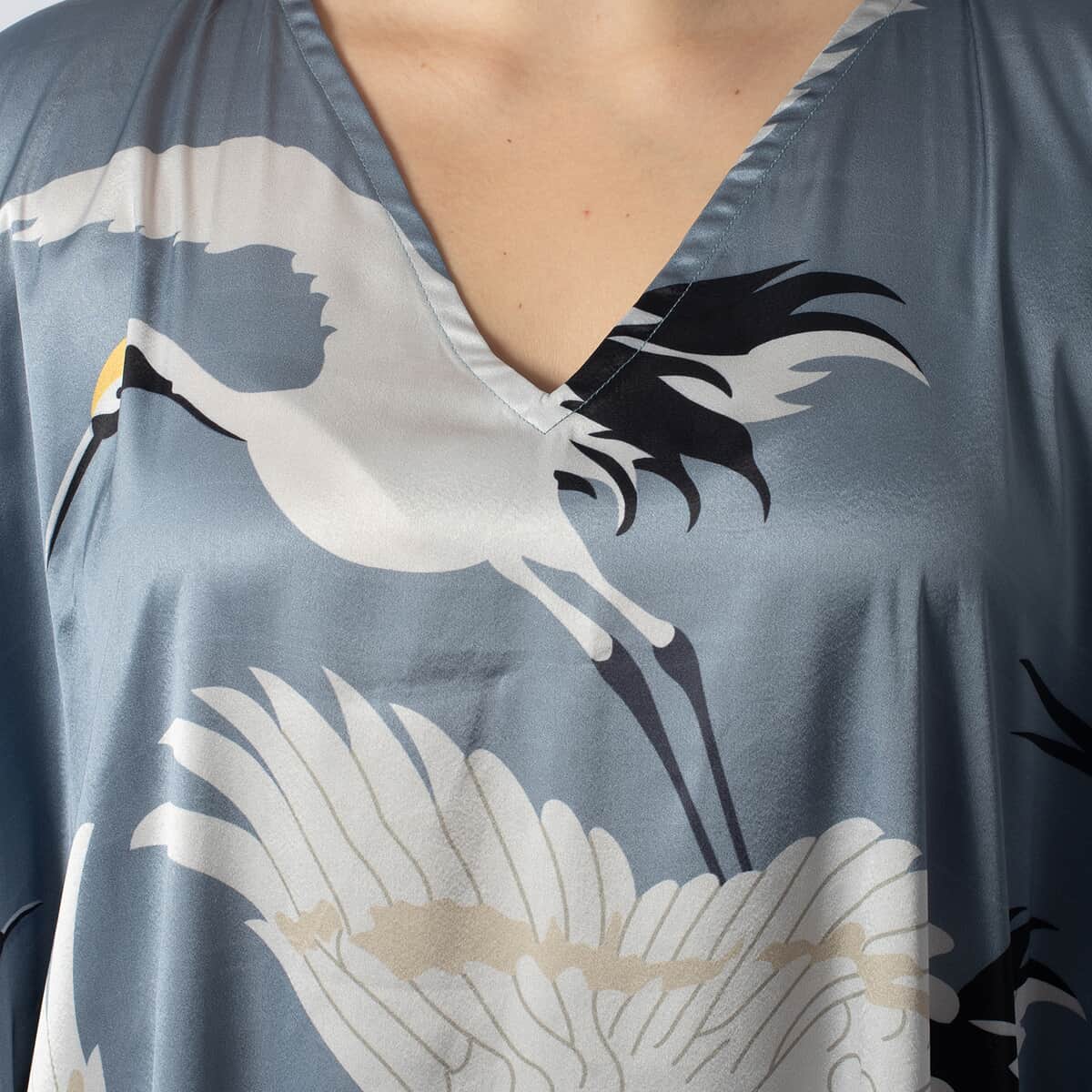Tamsy Sky Blue Crane Kaftan - One Size Fits Most image number 3
