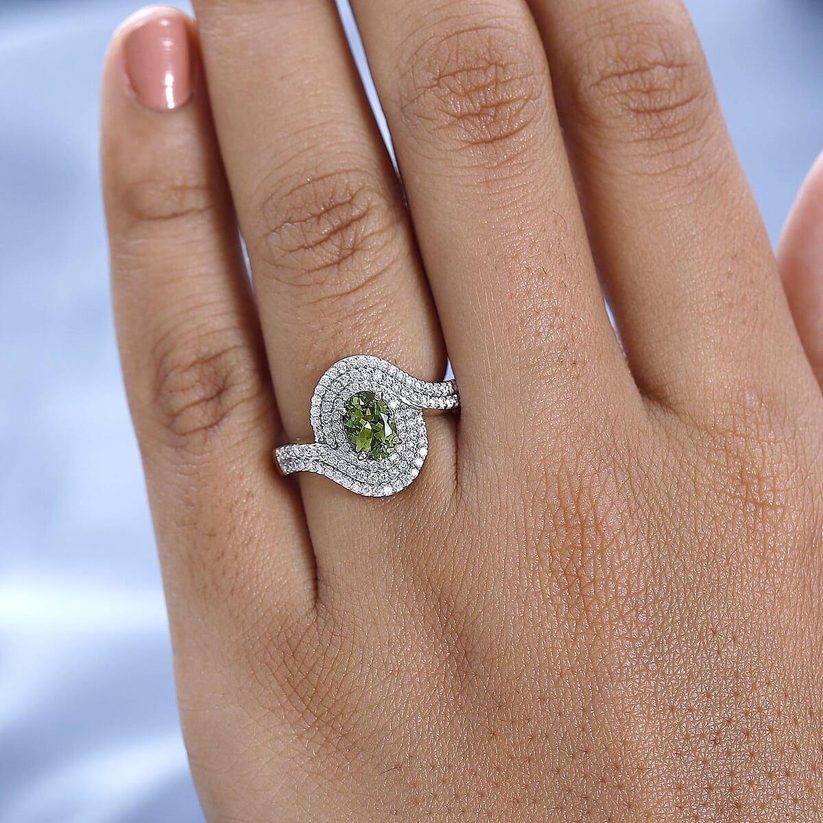Luxoro 10K Yellow Gold AAA Natural Calabar Green Tourmaline and Moissanite Ring (Size 7.0) 1.25 ctw image number 2