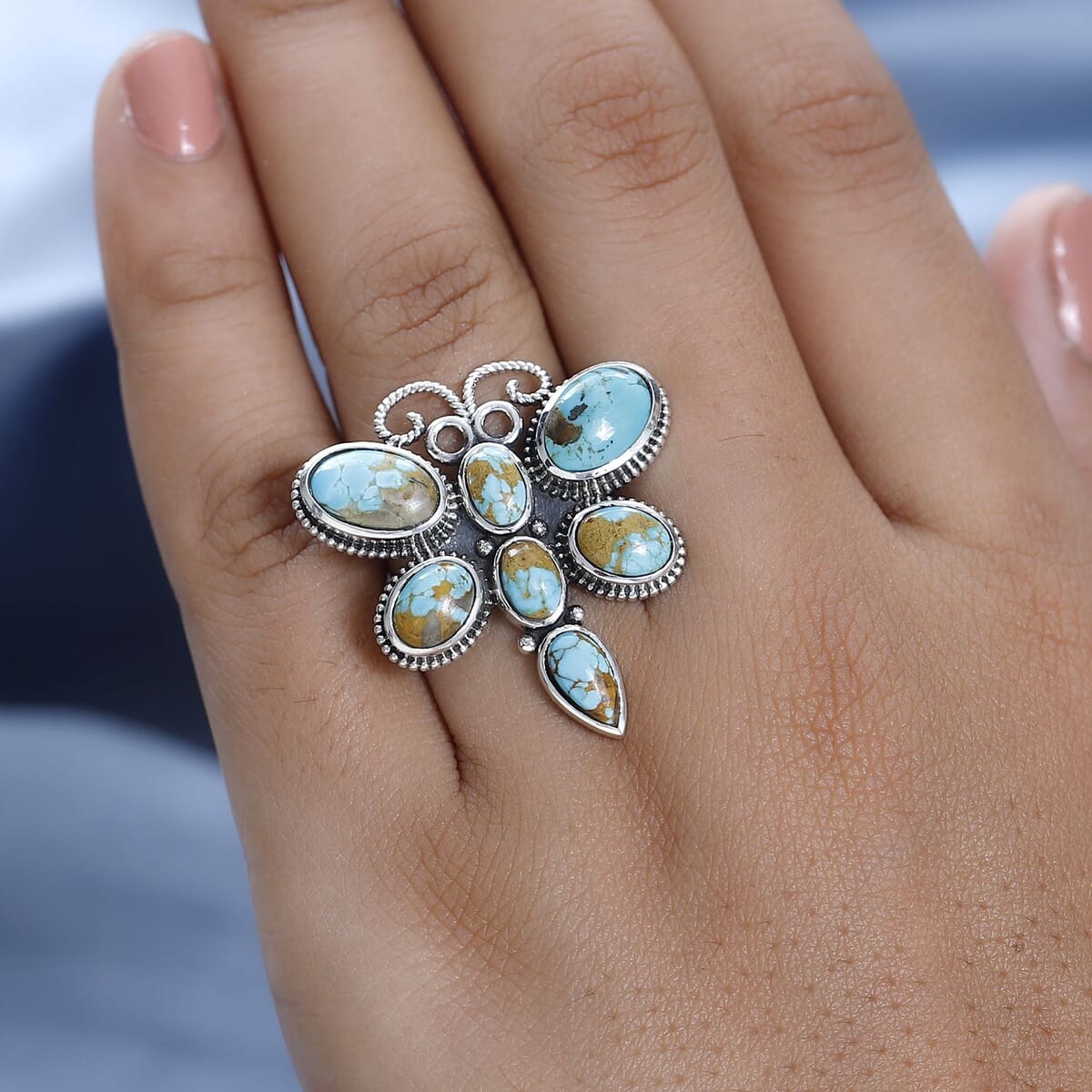 Artisan Crafted Royston Turquoise Butterfly Ring in Sterling Silver (Size 10.0) 7.00 ctw image number 2