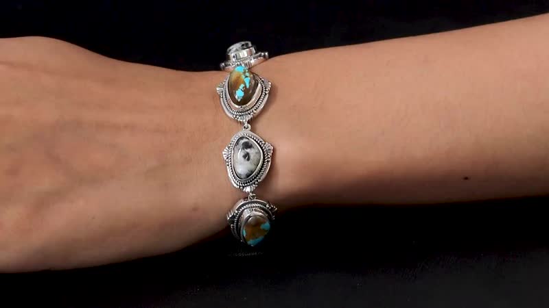 Artisan Crafted Royston Turquoise and White Buffalo Toggle Clasp Bracelet in Sterling Silver (6.50-8.0In) 21.85 ctw