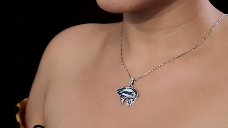 Artisan Crafted White Buffalo Bear Pendant in Sterling Silver 17.85 ctw