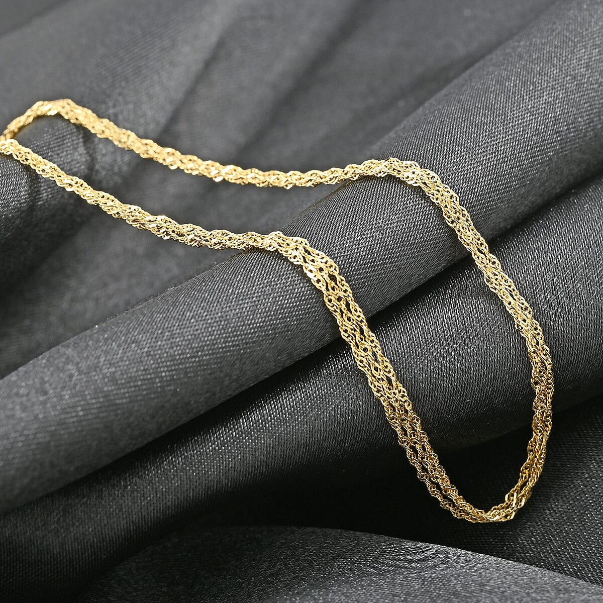 Satinata Collezione Italian 10K Yellow Gold 3 Strand Necklace 18 Inches 1.95 Grams image number 1