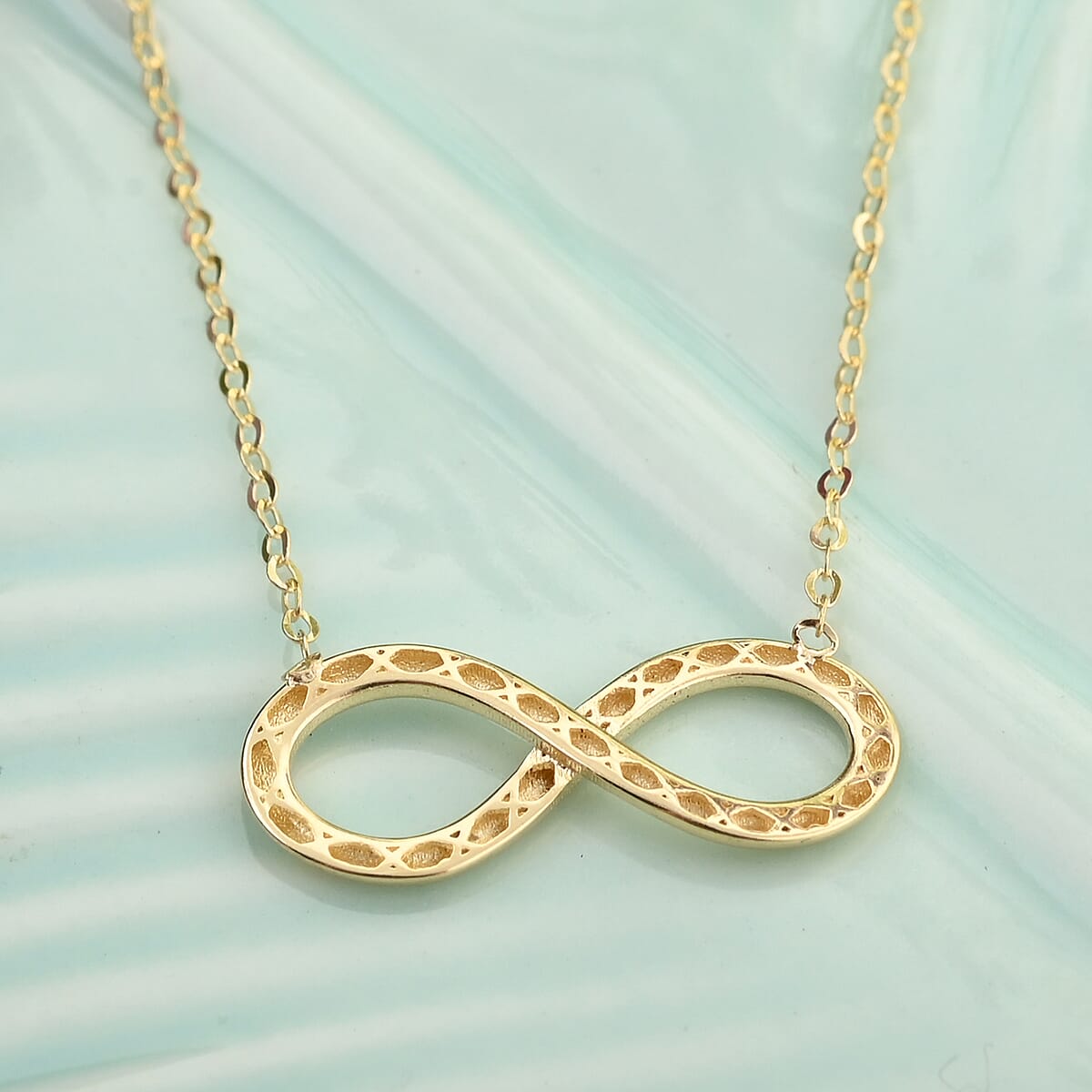 Italian 10K Yellow Gold Infinity Necklace 18-20 Inches 1.15 Grams image number 1