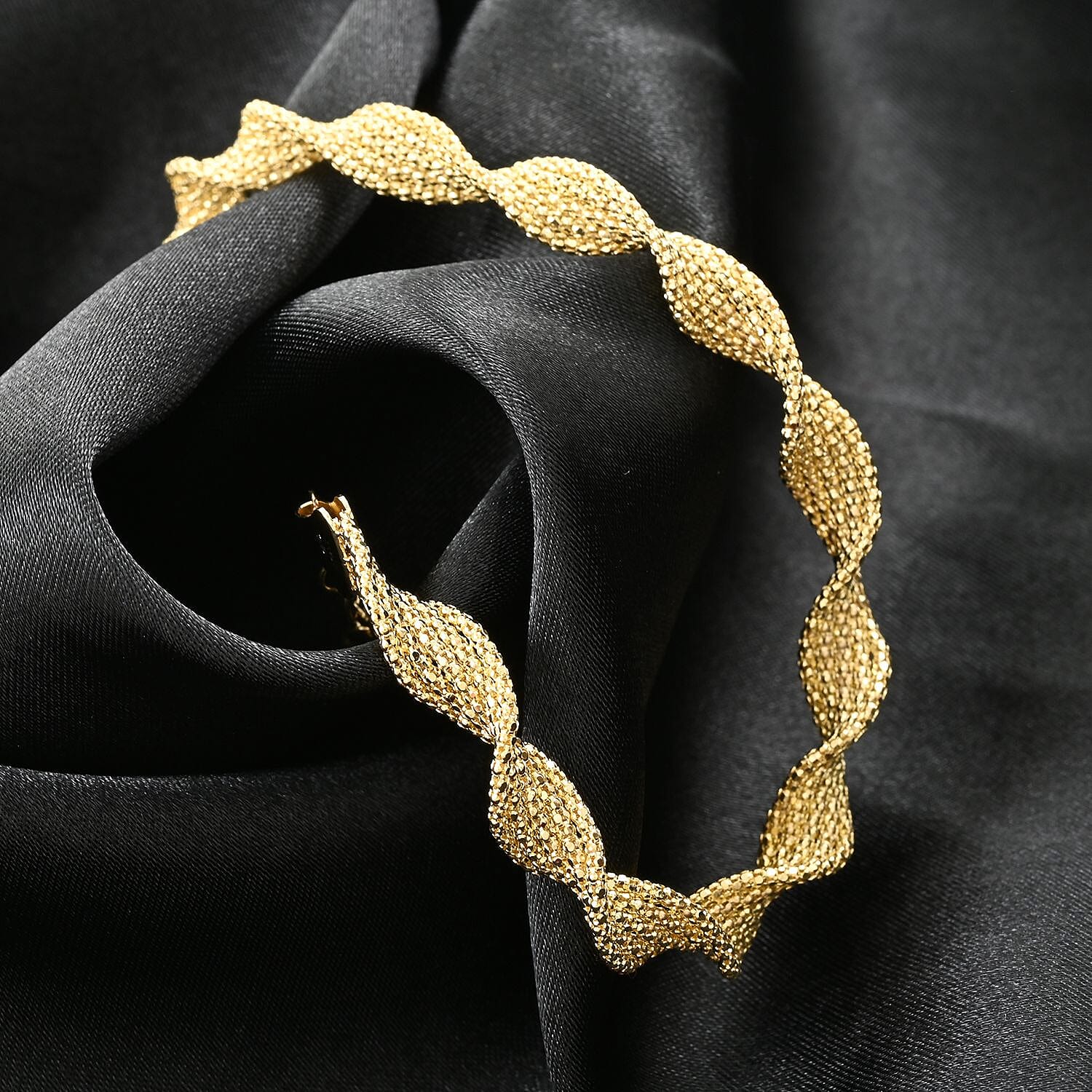 Spirali Italian 14K Yellow Gold Bracelet (7.0-8.0In) 5.62 Grams