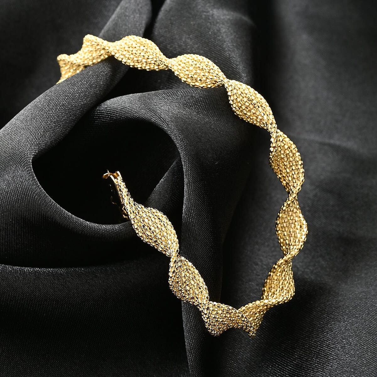 Spirali Italian 14K Yellow Gold Bracelet (7.0-8.0In) 5.62 Grams image number 1
