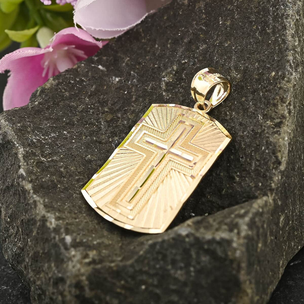 Made In America 10K Yellow Gold Cross Pendant 2.5 Grams image number 1