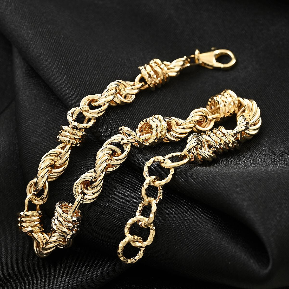 Abbracci Italian 10K Yellow Gold Diamond-Cut Rope Bracelet (7.00-8.00In) 5.25 Grams image number 1