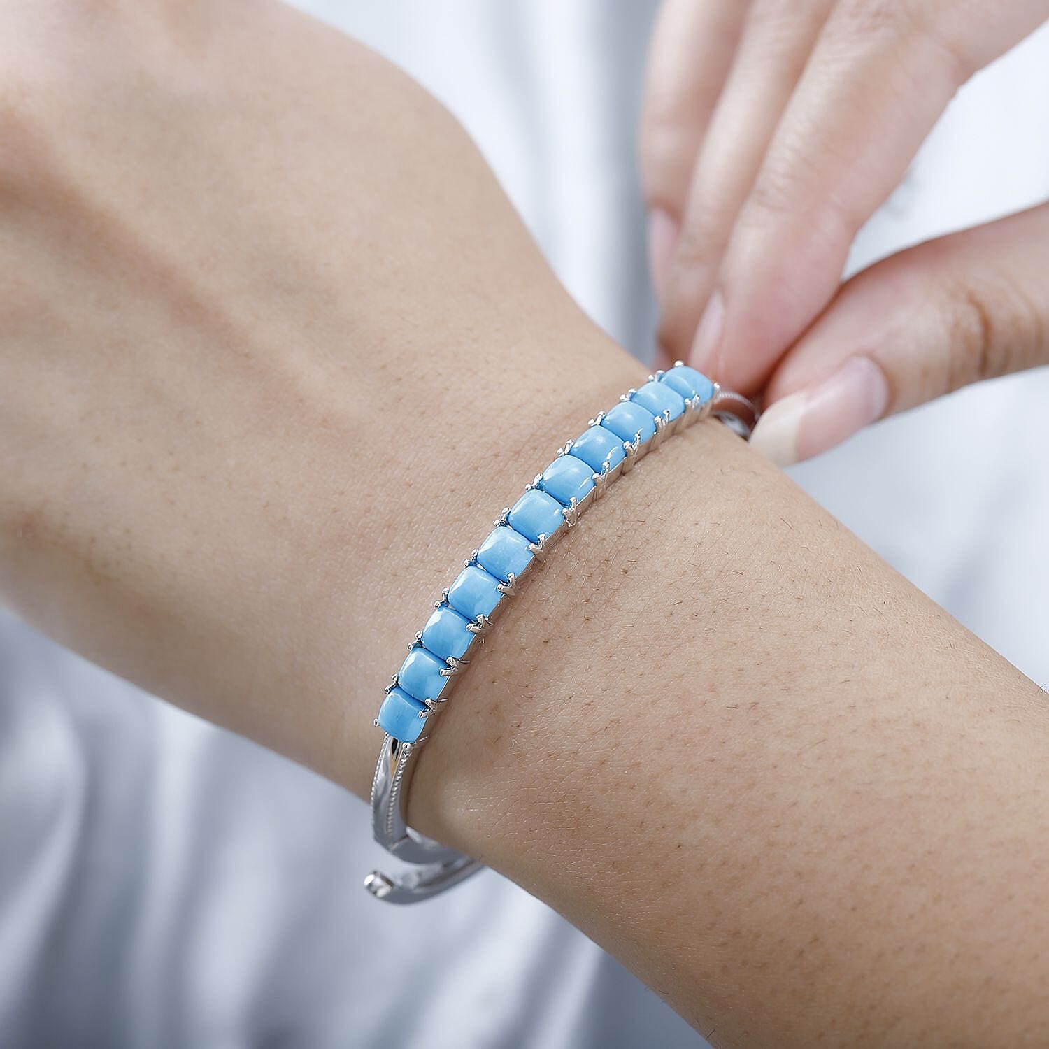 Default Title - Product card gallery slide 3 (10145212072219)