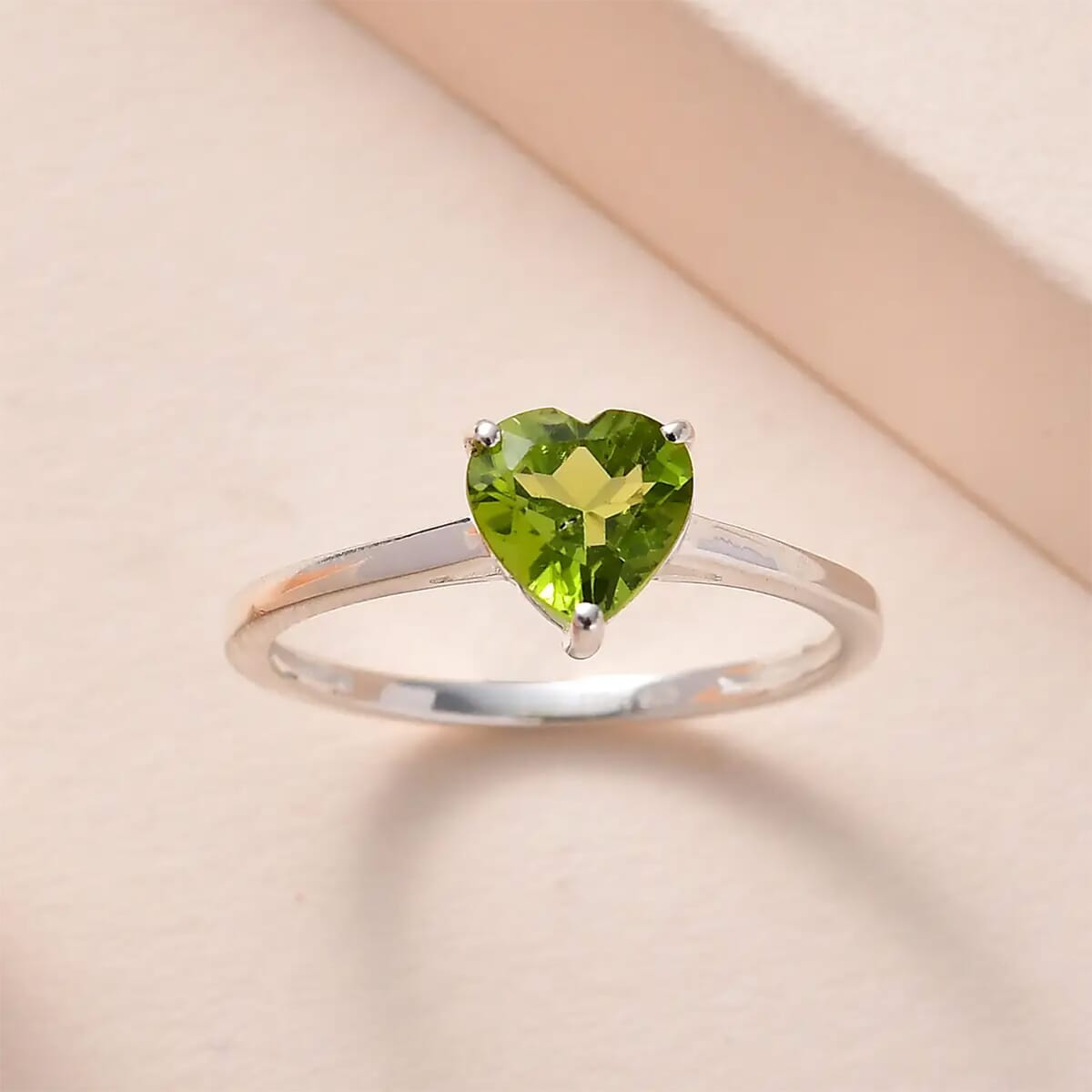 Peridot Heart Solitaire Ring in Sterling Silver (Size 5.0) 1.25 ctw image number 1