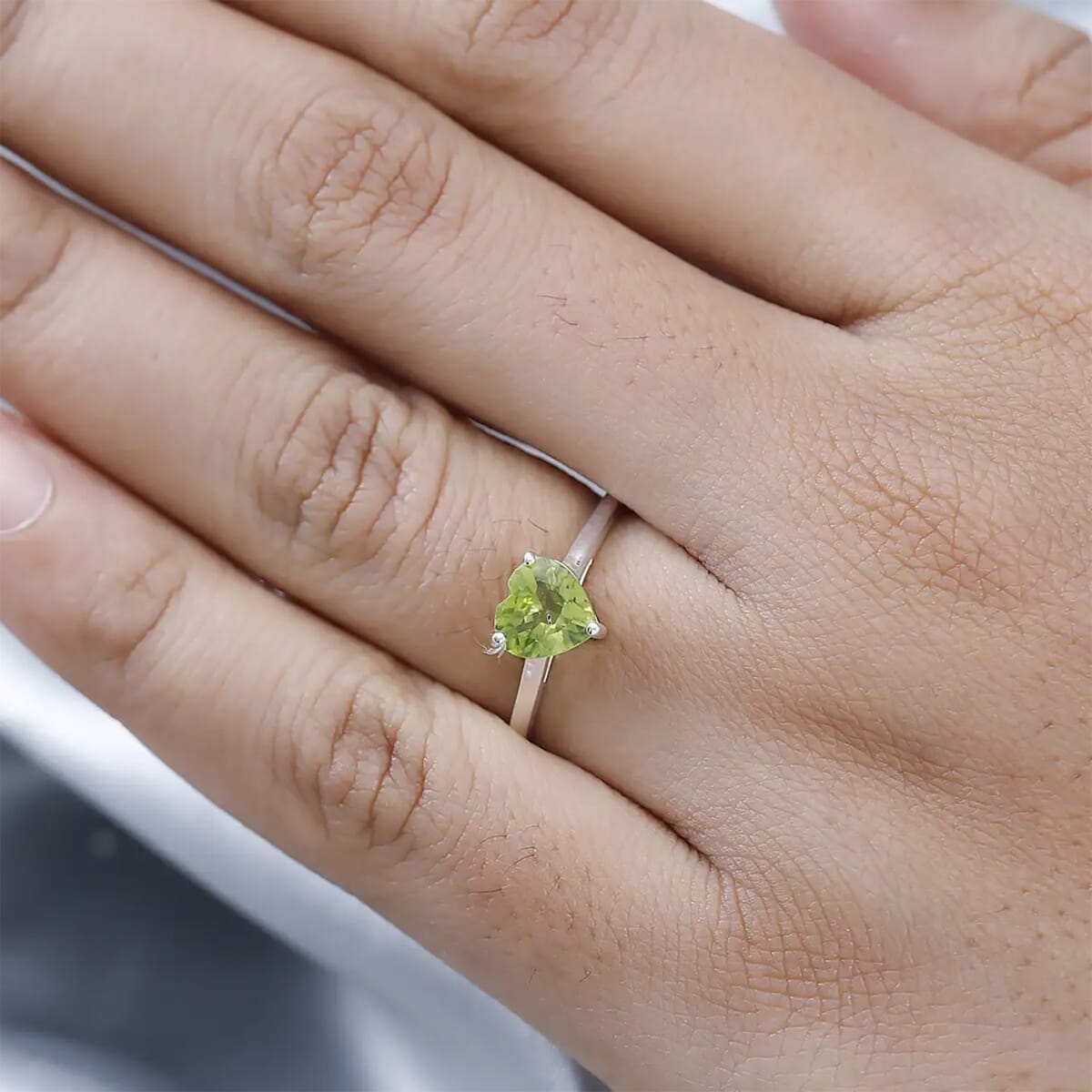 Peridot Heart Solitaire Ring in Sterling Silver (Size 5.0) 1.25 ctw image number 7