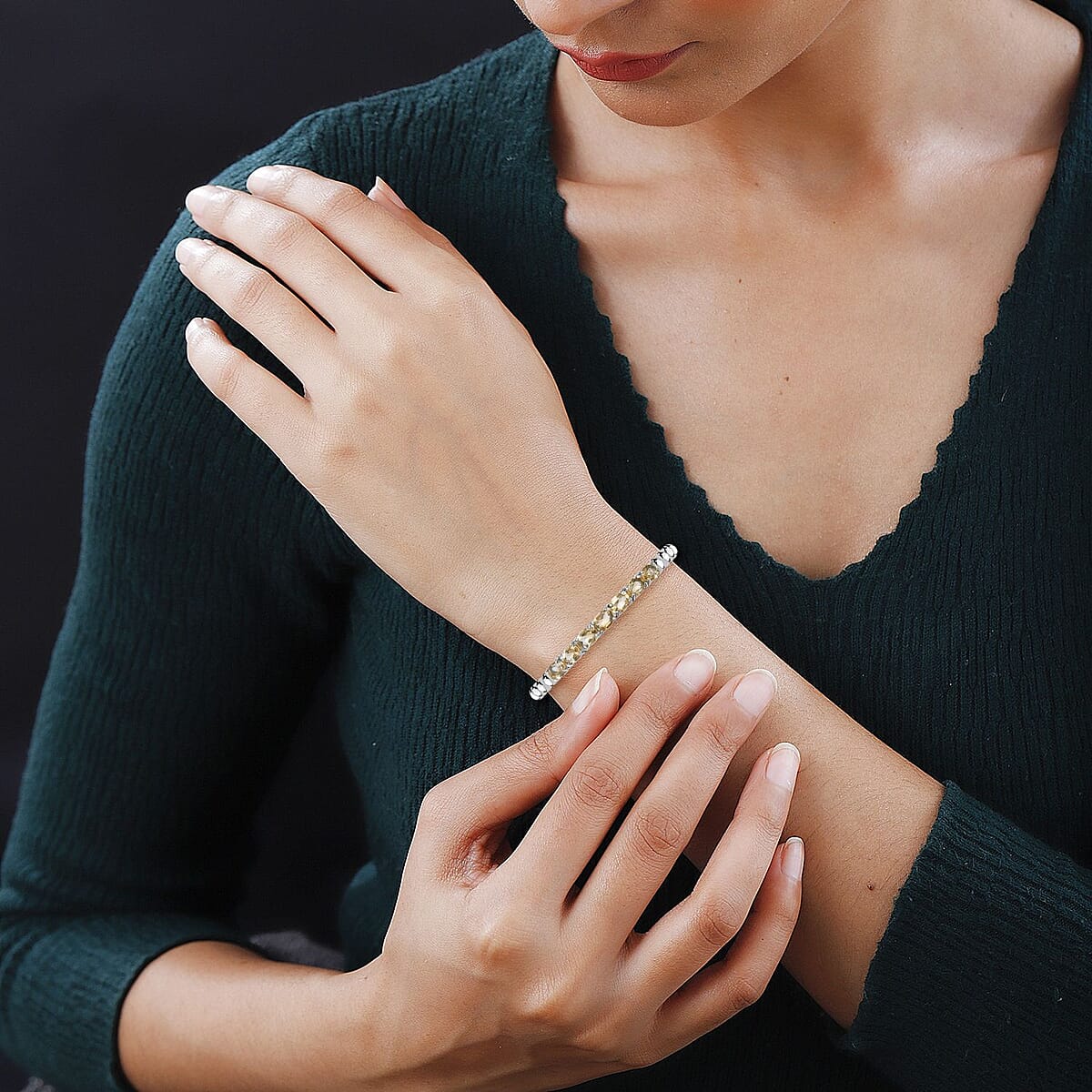 Brazilian Citrine Cuff Bracelet in Stainless Steel (6.50 In) 5.00 ctw image number 2