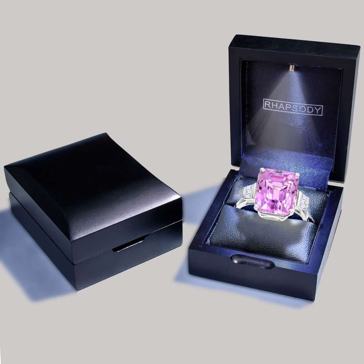 Certified and Appraised Rhapsody 950 Platinum AAAA Patroke Kunzite and E-F VS Diamond Ring (Size 7.0) 5.75 Grams 9.25 ctw image number 6