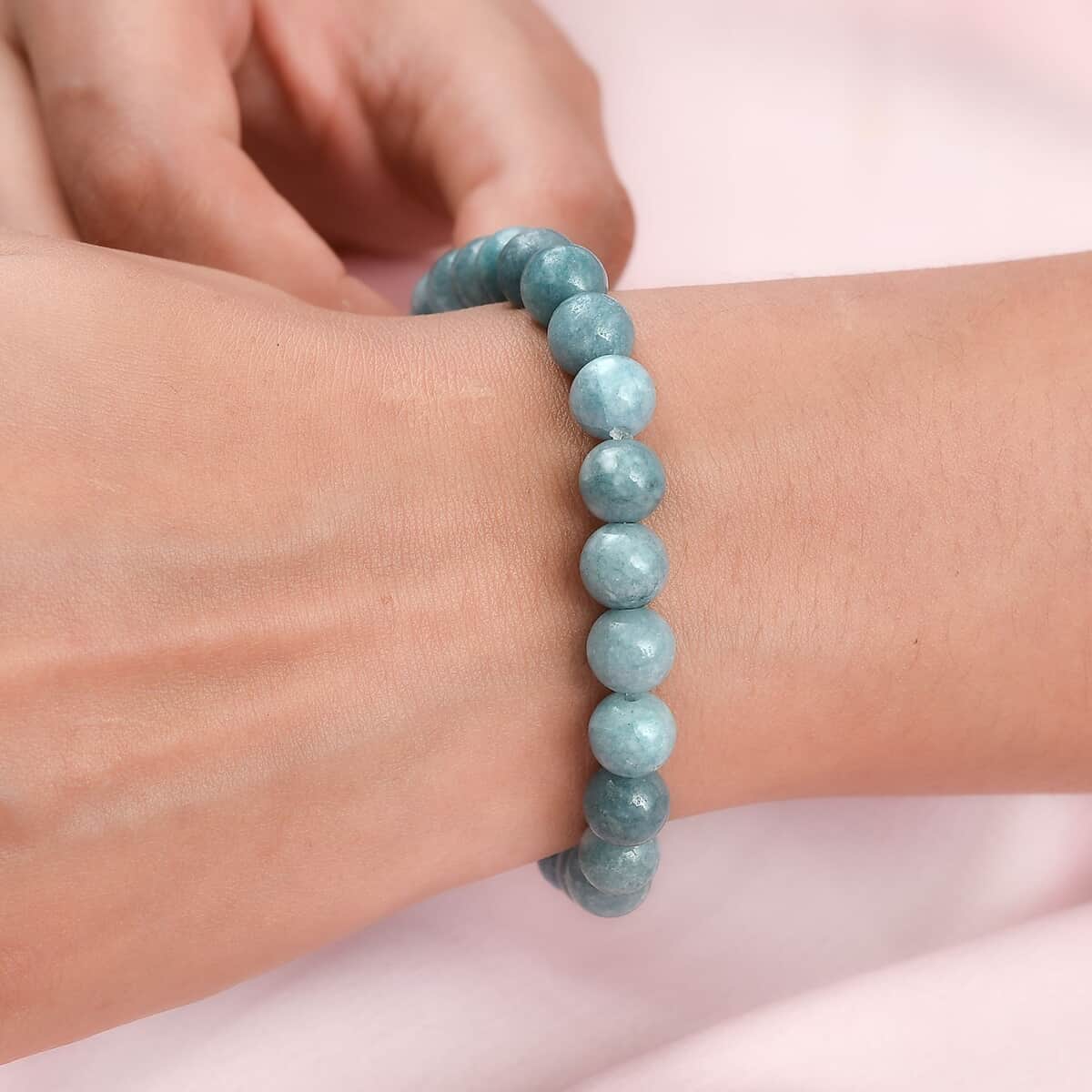 Milky Aquamarine Beaded Stretch Bracelet (7.25 In) 100.00 ctw image number 2