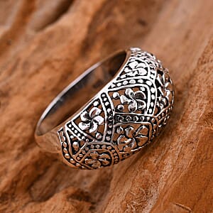 Bali Legacy Sterling Silver Floral Ring (Size 6.0) 4.80 Grams