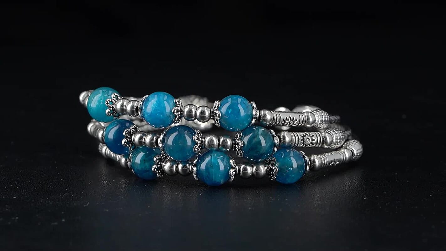 Amazonite 68.50 ctw 3 Row Station Bracelet in Silvertone (7-9In)