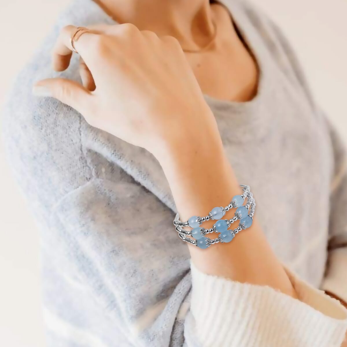 Mangoro Aquamarine 3 Row Station Bracelet in Silvertone (7-9In) 68.50 ctw image number 4