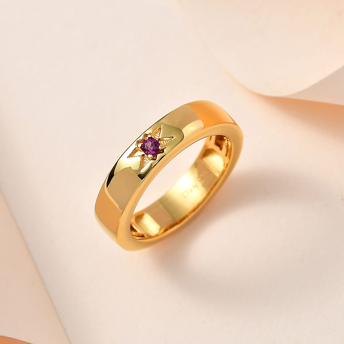 Orissa Rhodolite Garnet Solitaire Celestial Star Band Ring in Vermeil Yellow Gold Over Sterling Silver (Size 5.0) 0.05 ctw image number 1