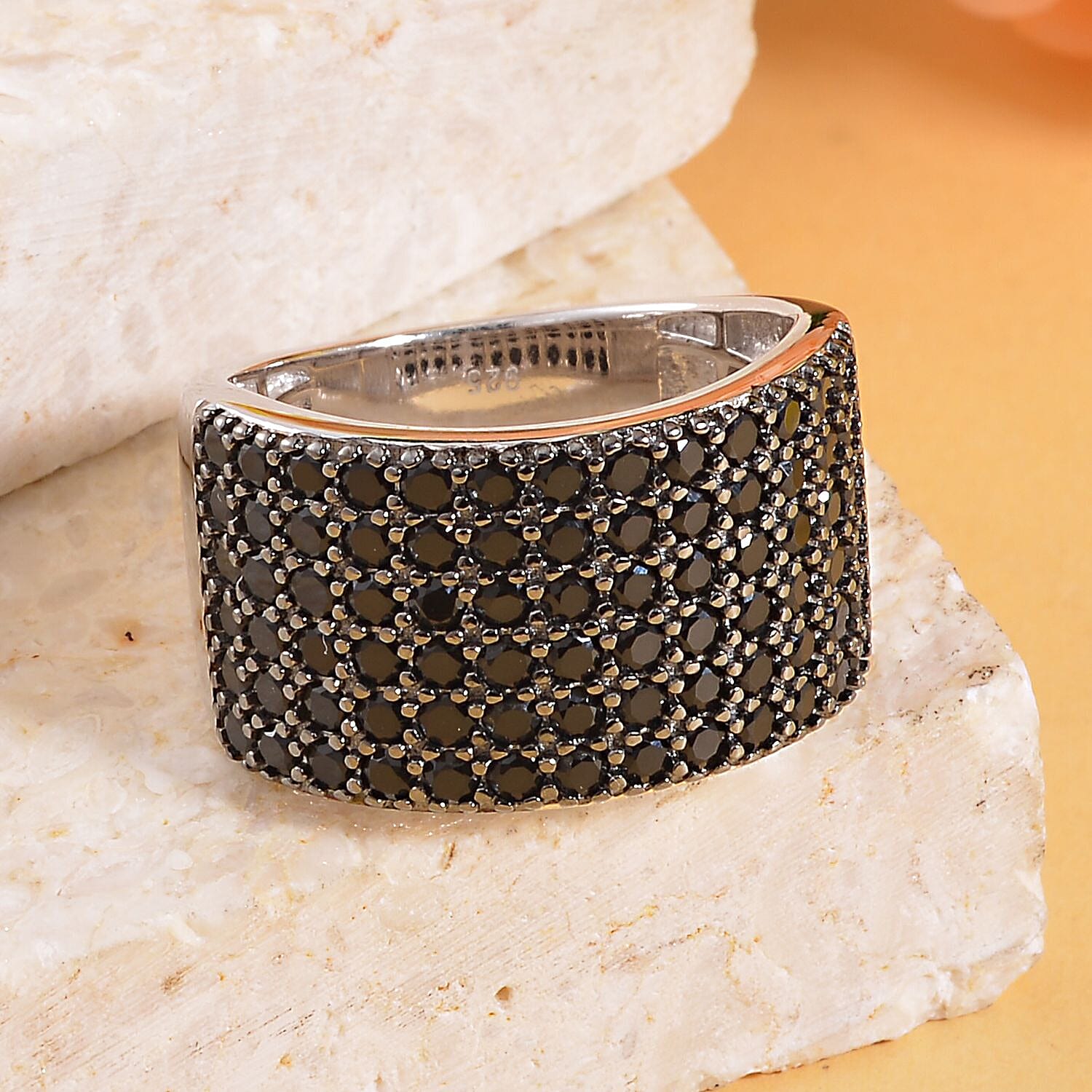 Thai Black Spinel 2.35 ctw Ring in Sterling Silver (Size 5.5)