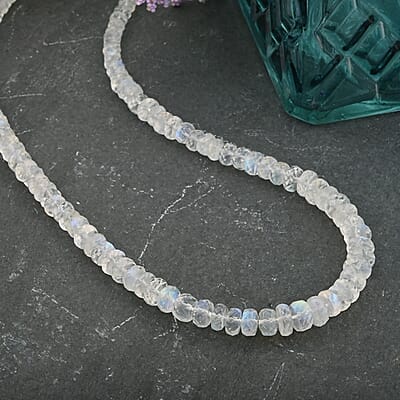 Certified & Appraised Iliana 18K Yellow Gold AAAA Premium Rainbow Moonstone Beaded Necklace (18 Inches) 85.00 ctw