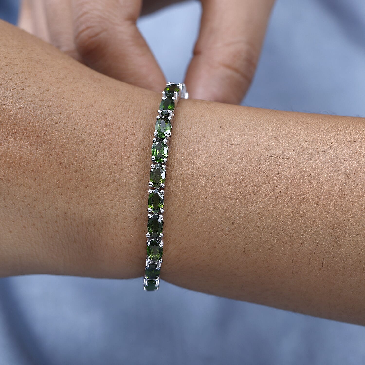 Chrome Diopside Tennis Bracelet in Platinum Over Sterling Silver (6.50 In) 12.25 ctw