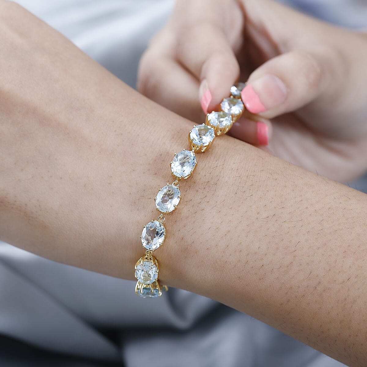 Sky Blue Topaz Bracelet in Vermeil Yellow Gold Over Sterling Silver (7.25 In) 33.50 ctw image number 2