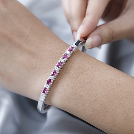 7.25 / Montepuez Ruby / 925 Silver - Product card gallery slide 3 (10177228177721)