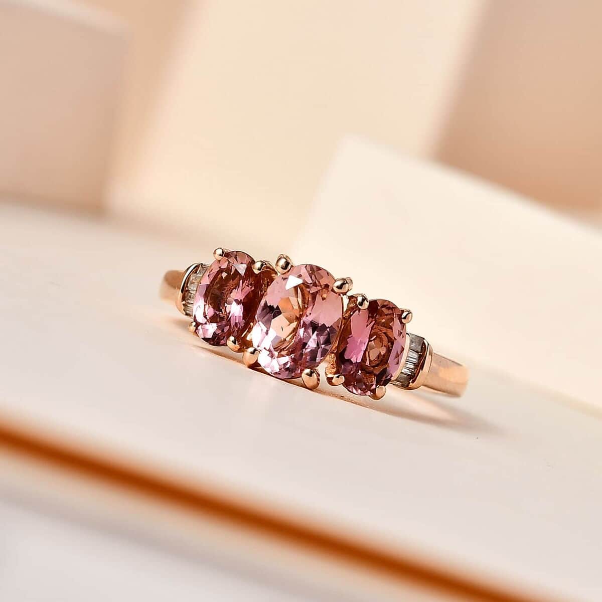 Luxoro 14K Rose Gold AAA Natural Calabar Pink Tourmaline, Diamond (G-H, I3) Ring (Size 10.0) (Del. 7-10 Days) 1.75 ctw image number 1