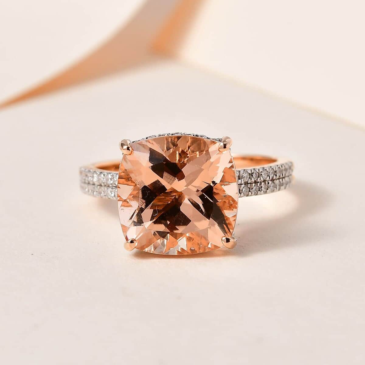 Luxoro 14K Rose Gold AAA Marropino Morganite and G-H I2 Diamond Ring (Size 10.0) 4.25 Grams 7.00 ctw image number 1