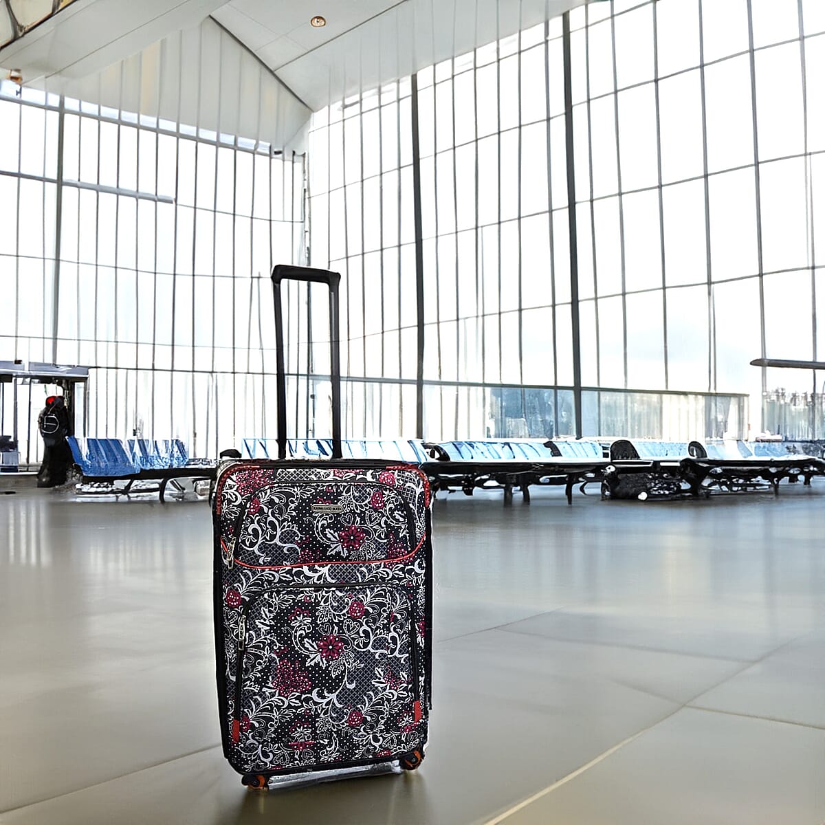 Karriage-Mate 4 piece Lightweight Durable and Expandable Luggage Set With 360 Degree Spinner Wheels Adjustable Telescopic Handle Adjustable Internal Straps - Butterfly & Paisley image number 2