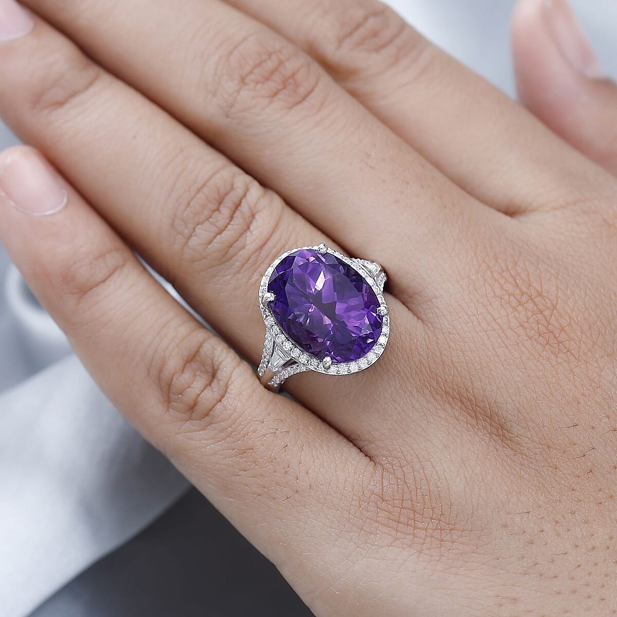 Premium Moroccan Amethyst and Moissanite Ring in Platinum Over Sterling Silver (Size 9.0) 10.50 ctw image number 2