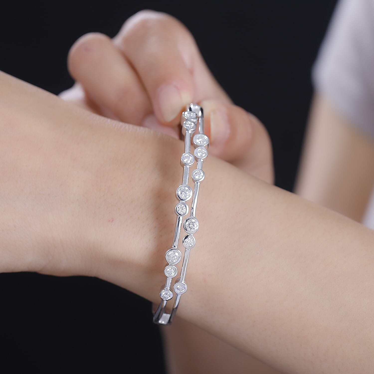 Moissanite 2.10 ctw Bangle Bracelet in Platinum Over Sterling Silver (7.50 In) 