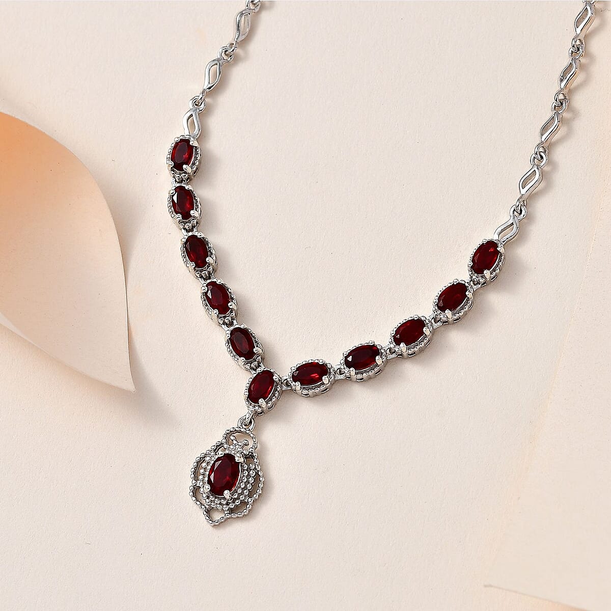 Mexican Cherry Fire Opal Necklace 18-20 Inches in Platinum Over Sterling Silver 4.10 ctw image number 1